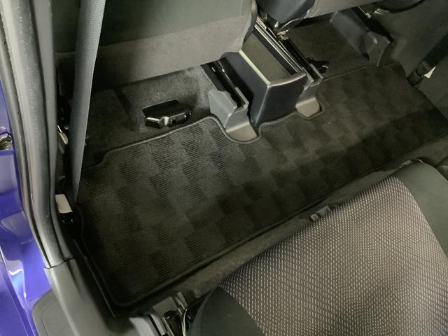 ウィッシュ１．８Ｘ　ワンオーナー　ナビＴＶ　ＥＴＣ　バックカメラ１年保証　ワンオーナー　ナビＴＶ　ＥＴＣ　バックカメラ　Ｂｌｕｅｔｏｏｔｈ　キーレスエントリー　横滑り防止装置　オートエアコン　ドアバイザー　７人乗り　スタッドレスタイヤ４本付き（兵庫県）の中古車