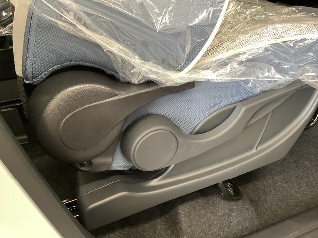 ムーヴキャンバスストライプスＧ　４ＷＤ　両側電動スライド　前席シートヒーター走行無制限１年保証　両側電動スライドドア　４ＷＤ　前後コーナーセンサー　前席シートヒーター　ホッとカップホルダー　オートマチックハイビーム　ＬＥＤヘッドライト　横滑り防止装置　スマートキー　スマアシ（兵庫県）の中古車