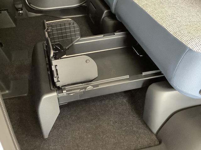 ムーヴキャンバスストライプスＧ　４ＷＤ　両側電動スライド　前席シートヒーター走行無制限１年保証　両側電動スライドドア　４ＷＤ　前後コーナーセンサー　前席シートヒーター　ホッとカップホルダー　オートマチックハイビーム　ＬＥＤヘッドライト　横滑り防止装置　スマートキー　スマアシ（兵庫県）の中古車