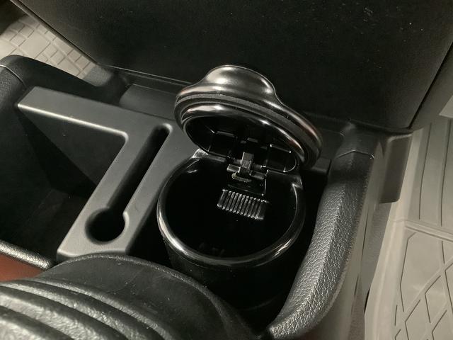 ハイゼットトラックエクストラＳＡIIIｔ　４ＷＤ　５速ＭＴ　ナビ　ＥＴＣ走行無制限１年保証　４ＷＤ　荷台作業灯　ＭＴ車　ナビＴＶ　ＥＴＣ　Ｂｌｕｅｔｏｏｔｈ　３方開　ゲートプロテクター　ＬＥＤヘッドライト　キーレスエントリー　横滑り防止装置　トランスファー　デフロック（兵庫県）の中古車