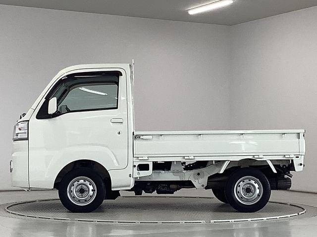 ハイゼットトラックＥＸＴ　ＡＴ　ＣＤオーディオ　３方開　荷台作業灯　荷台マット走行無制限１年保証　ＡＴ車　荷台作業灯　ＣＤオーディオ　３方開　荷台マット　キーレスエントリー　ドアバイザー　ヘッドライトレベライザー　アクセサリーソケット　マニュアルエアコン　パワーウィンドウ（兵庫県）の中古車