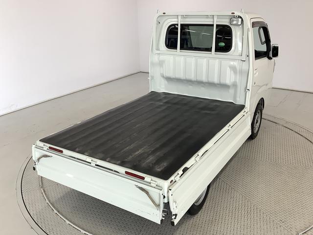 ハイゼットトラックＥＸＴ　ＡＴ　ＣＤオーディオ　３方開　荷台作業灯　荷台マット走行無制限１年保証　ＡＴ車　荷台作業灯　ＣＤオーディオ　３方開　荷台マット　キーレスエントリー　ドアバイザー　ヘッドライトレベライザー　アクセサリーソケット　マニュアルエアコン　パワーウィンドウ（兵庫県）の中古車