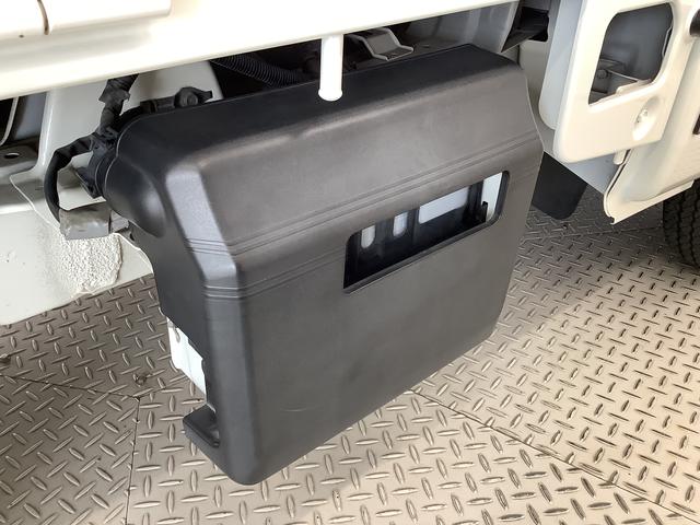 ハイゼットトラックＥＸＴ　ＡＴ　ＣＤオーディオ　３方開　荷台作業灯　荷台マット走行無制限１年保証　ＡＴ車　荷台作業灯　ＣＤオーディオ　３方開　荷台マット　キーレスエントリー　ドアバイザー　ヘッドライトレベライザー　アクセサリーソケット　マニュアルエアコン　パワーウィンドウ（兵庫県）の中古車