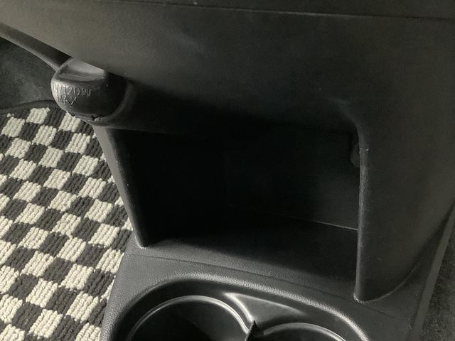 ミラココアココアＸ　雹害車両　ワンオーナー　ナビＴＶ　オートエアコン雹害車両　１年保証　ワンオーナー　ナビ　ワンセグＴＶ　ＤＶＤ　ＵＳＢ接続　オートエアコン　ドアバイザー　ヘッドライトレベライザー　電動格納ドアミラー　アクセサリーソケット　ベンチシート　シートリフター（兵庫県）の中古車
