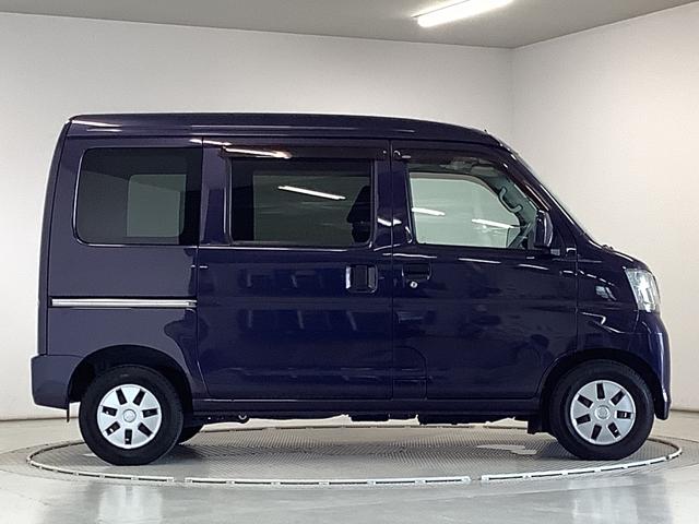 ハイゼットカーゴクルーズターボリミテッド　４ＷＤ　ナビ　ＥＴＣ　バックカメラ１年保証　４ＷＤ　ナビＴＶ　バックカメラ　ＥＴＣ　ＤＶＤ　ＵＳＢ　Ｂｌｕｅｔｏｏｔｈ　キーレスエントリー　ドアバイザー　ヘッドライトレベライザー　電動格納ドアミラー　アクセサリーソケット　両側スライド（兵庫県）の中古車