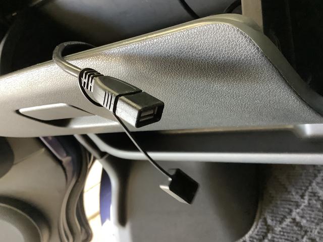 ハイゼットカーゴクルーズターボリミテッド　４ＷＤ　ナビ　ＥＴＣ　バックカメラ１年保証　４ＷＤ　ナビＴＶ　バックカメラ　ＥＴＣ　ＤＶＤ　ＵＳＢ　Ｂｌｕｅｔｏｏｔｈ　キーレスエントリー　ドアバイザー　ヘッドライトレベライザー　電動格納ドアミラー　アクセサリーソケット　両側スライド（兵庫県）の中古車