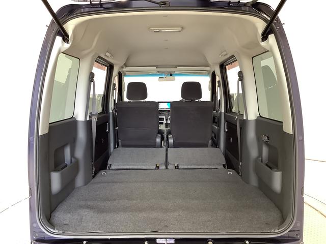 ハイゼットカーゴクルーズターボリミテッド　４ＷＤ　ナビ　ＥＴＣ　バックカメラ１年保証　４ＷＤ　ナビＴＶ　バックカメラ　ＥＴＣ　ＤＶＤ　ＵＳＢ　Ｂｌｕｅｔｏｏｔｈ　キーレスエントリー　ドアバイザー　ヘッドライトレベライザー　電動格納ドアミラー　アクセサリーソケット　両側スライド（兵庫県）の中古車