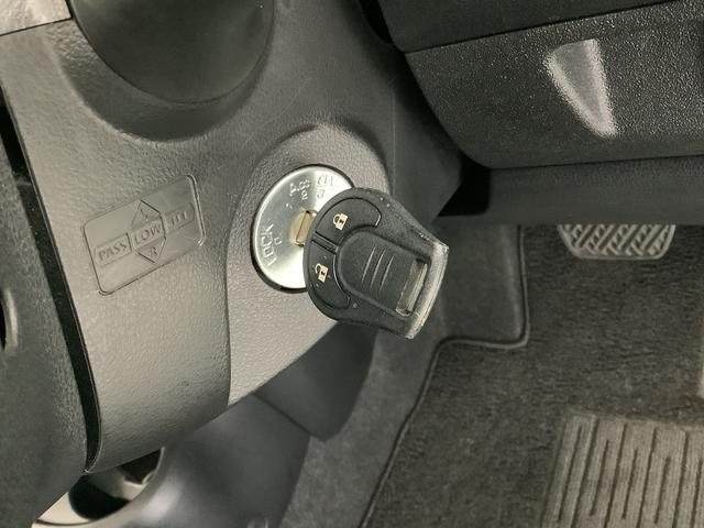 マーチＳ　ワンオーナー　ナビＴＶ　ＥＴＣ　バックカメラ　キーレス走行無制限１年保証　ワンオーナー　ＥＴＣ　ナビＴＶ　ＵＳＢ　　Ｂｌｕｅｔｏｏｔｈ　キーレスエントリー　横滑り防止装置　ドアバイザー　ヘッドライトレベライザー　電動格納ドアミラー　アクセサリーソケット（兵庫県）の中古車
