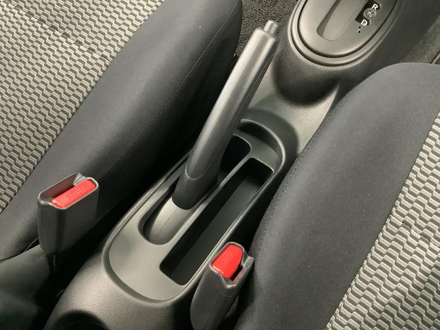 マーチＳ　ワンオーナー　ナビＴＶ　ＥＴＣ　バックカメラ　キーレス走行無制限１年保証　ワンオーナー　ＥＴＣ　ナビＴＶ　ＵＳＢ　　Ｂｌｕｅｔｏｏｔｈ　キーレスエントリー　横滑り防止装置　ドアバイザー　ヘッドライトレベライザー　電動格納ドアミラー　アクセサリーソケット（兵庫県）の中古車