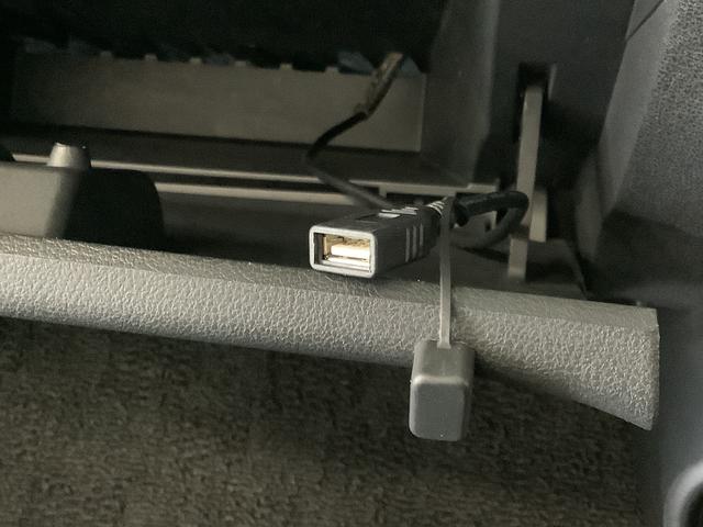 マーチＳ　ワンオーナー　ナビＴＶ　ＥＴＣ　バックカメラ　キーレス走行無制限１年保証　ワンオーナー　ＥＴＣ　ナビＴＶ　ＵＳＢ　　Ｂｌｕｅｔｏｏｔｈ　キーレスエントリー　横滑り防止装置　ドアバイザー　ヘッドライトレベライザー　電動格納ドアミラー　アクセサリーソケット（兵庫県）の中古車