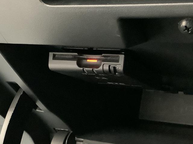 マーチＳ　ワンオーナー　ナビＴＶ　ＥＴＣ　バックカメラ　キーレス走行無制限１年保証　ワンオーナー　ＥＴＣ　ナビＴＶ　ＵＳＢ　　Ｂｌｕｅｔｏｏｔｈ　キーレスエントリー　横滑り防止装置　ドアバイザー　ヘッドライトレベライザー　電動格納ドアミラー　アクセサリーソケット（兵庫県）の中古車