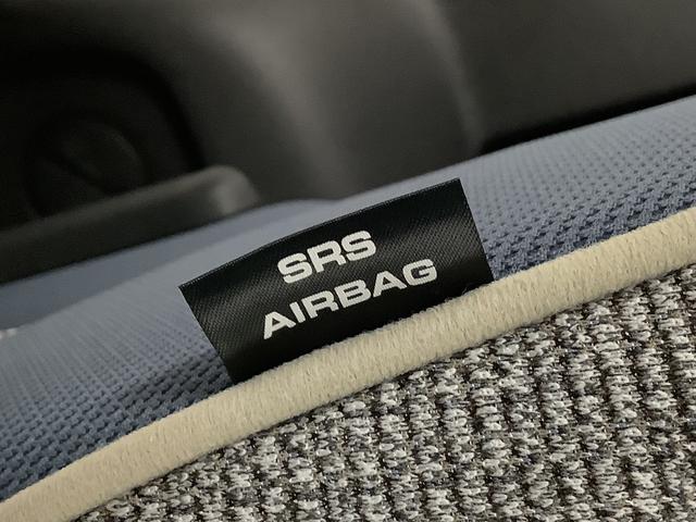 ムーヴキャンバスストライプスＧ　両側電動スライドドア　前席シートヒーター走行無制限１年保証　両側電動スライドドア　前後コーナーセンサー　前席シートヒーター　ホッとカップホルダー　オートマチックハイビーム　ＬＥＤヘッドライト　横滑り防止装置　スマートキー　置きラクボックス（兵庫県）の中古車