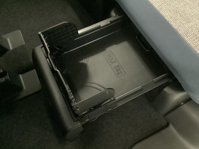 ムーヴキャンバスストライプスＧ　両側電動スライドドア　前席シートヒーター走行無制限１年保証　両側電動スライドドア　前後コーナーセンサー　前席シートヒーター　ホッとカップホルダー　オートマチックハイビーム　ＬＥＤヘッドライト　横滑り防止装置　スマートキー　置きラクボックス（兵庫県）の中古車