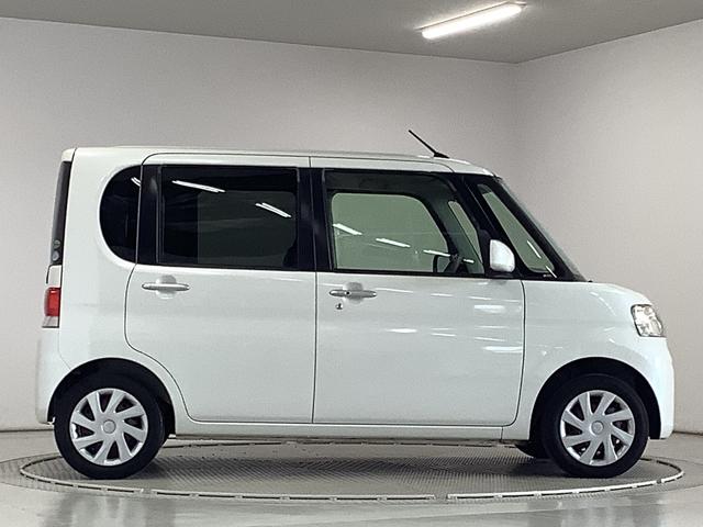 タントＸ　雹害車両　ＣＤオーディオ　ＥＴＣ　片側電動スライドドア雹害車両　１年保証　片側電動スライドドア　ＣＤオーディオ　ＥＴＣ　アイドリングストップ　オートエアコン　ヘッドライトレベライザー　電動格納ドアミラー　アクセサリーソケット　ベンチシート　コラムシフト（兵庫県）の中古車