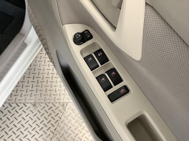 ムーヴＸ　ＳＡIII　ＣＤオーディオ　シートヒーター　ベンチシート走行無制限１年保証　運転席シートヒーター　ＣＤオーディオ　オートマチックハイビーム　アイドリングストップ　プッシュスタート　横滑り防止装置　オートライト　オートエアコン　１４インチ純正アルミホイール（兵庫県）の中古車