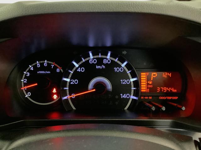 ムーヴＸ　ＳＡIII　ＣＤオーディオ　シートヒーター　ベンチシート走行無制限１年保証　運転席シートヒーター　ＣＤオーディオ　オートマチックハイビーム　アイドリングストップ　プッシュスタート　横滑り防止装置　オートライト　オートエアコン　１４インチ純正アルミホイール（兵庫県）の中古車