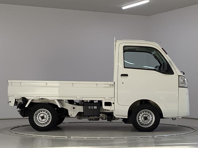 ハイゼットトラックスタンダード 4WD AT 3方開 ラジオ スペアタイヤ走行無制限1年保証 4WD AT ラジオ 3方開 ヘッドライトレベライザー アクセサリーソケット マニュアルエアコン スペアタイヤ パッテリーカバー インフォメーションディスプレイ パワステ(兵庫県)の中古車
