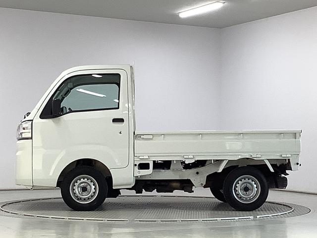 ハイゼットトラックスタンダード 4WD AT車 3方開 ラジオ スペアタイヤ走行無制限1年保証 4WD AT ラジオ 3方開 ヘッドライトレベライザー アクセサリーソケット マニュアルエアコン スペアタイヤ パッテリーカバー インフォメーションディスプレイ パワステ(兵庫県)の中古車