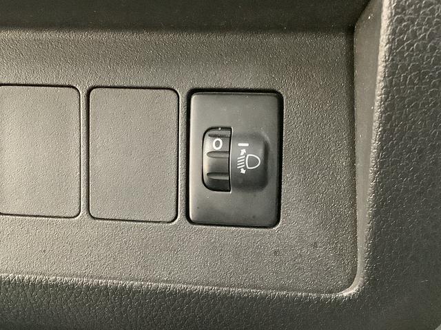 ハイゼットトラックスタンダード 4WD AT車 3方開 ラジオ スペアタイヤ走行無制限1年保証 4WD AT ラジオ 3方開 ヘッドライトレベライザー アクセサリーソケット マニュアルエアコン スペアタイヤ パッテリーカバー インフォメーションディスプレイ パワステ(兵庫県)の中古車