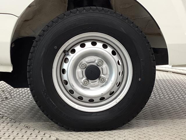 ハイゼットトラックスタンダード 4WD AT車 3方開 ラジオ スペアタイヤ走行無制限1年保証 4WD AT ラジオ 3方開 ヘッドライトレベライザー アクセサリーソケット マニュアルエアコン スペアタイヤ パッテリーカバー インフォメーションディスプレイ パワステ(兵庫県)の中古車