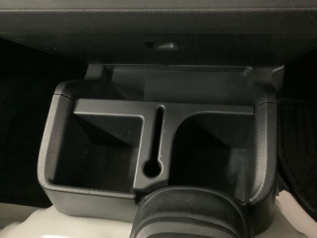 ハイゼットトラックスタンダード 5MT 3方開 ラジオ エアコン パワステ走行無制限1年保証 マニュアルエアコン MT車 3方開 ヘッドライトレベライザー ラジオ アクセサリーソケット スペアタイヤ インフォメーションディスプレイ パワーステアリング ショッピングフック(兵庫県)の中古車