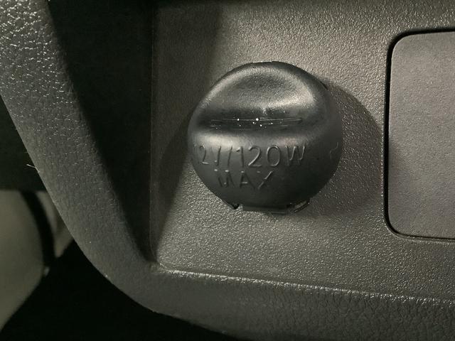 ハイゼットトラックスタンダード 5MT 3方開 ラジオ エアコン パワステ走行無制限1年保証 マニュアルエアコン MT車 3方開 ヘッドライトレベライザー ラジオ アクセサリーソケット スペアタイヤ インフォメーションディスプレイ パワーステアリング ショッピングフック(兵庫県)の中古車