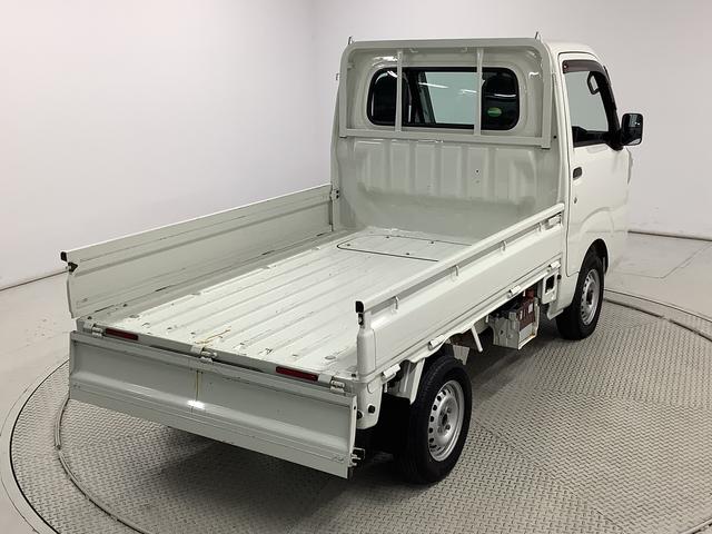 ハイゼットトラックスタンダード 5MT 3方開 ラジオ エアコン パワステ走行無制限1年保証 マニュアルエアコン MT車 3方開 ヘッドライトレベライザー ラジオ アクセサリーソケット スペアタイヤ インフォメーションディスプレイ パワーステアリング ショッピングフック(兵庫県)の中古車