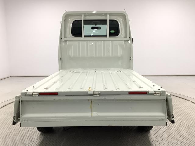 ハイゼットトラックスタンダード 5MT 3方開 ラジオ エアコン パワステ走行無制限1年保証 マニュアルエアコン MT車 3方開 ヘッドライトレベライザー ラジオ アクセサリーソケット スペアタイヤ インフォメーションディスプレイ パワーステアリング ショッピングフック(兵庫県)の中古車