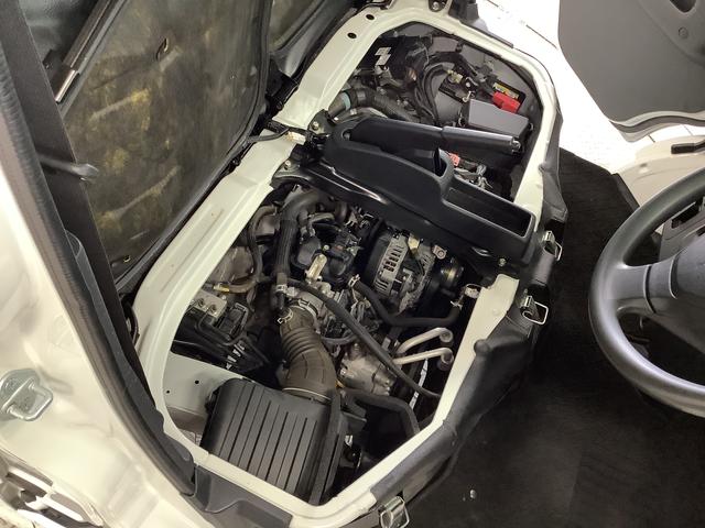 ハイゼットカーゴＤＸ　ＥＴＣ　アイドリングストップ　キーレスエントリー走行無制限１年保証　アイドリングストップ　ＥＴＣ　キーレスエントリー　荷室マット　ドアバイザー　ヘッドライトレベライザー　両側スライドドア　アクセサリーソケット　マニュアルエアコン　ラジオ（兵庫県）の中古車