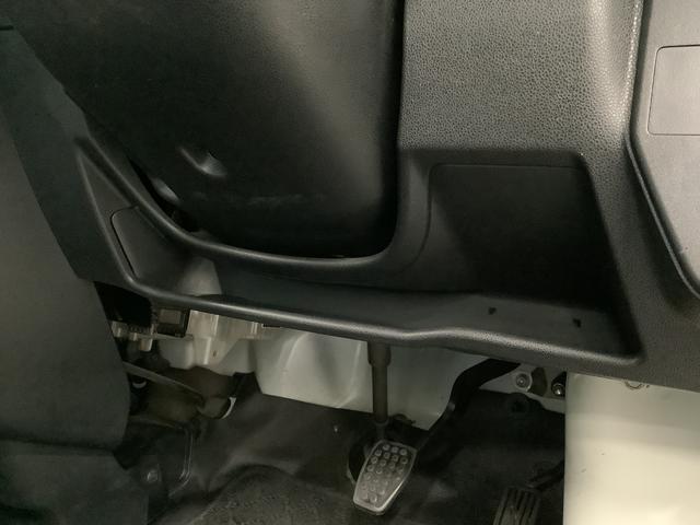 ハイゼットカーゴＤＸ　ＥＴＣ　アイドリングストップ　キーレスエントリー走行無制限１年保証　アイドリングストップ　ＥＴＣ　キーレスエントリー　荷室マット　ドアバイザー　ヘッドライトレベライザー　両側スライドドア　アクセサリーソケット　マニュアルエアコン　ラジオ（兵庫県）の中古車