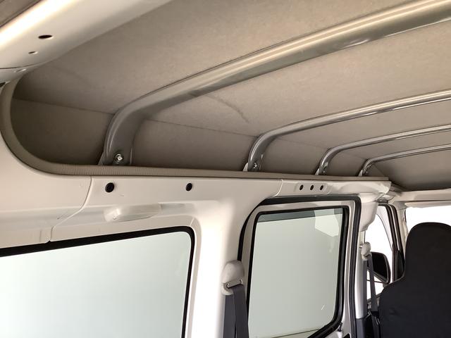 ハイゼットカーゴＤＸ　ＥＴＣ　アイドリングストップ　キーレスエントリー走行無制限１年保証　アイドリングストップ　ＥＴＣ　キーレスエントリー　荷室マット　ドアバイザー　ヘッドライトレベライザー　両側スライドドア　アクセサリーソケット　マニュアルエアコン　ラジオ（兵庫県）の中古車