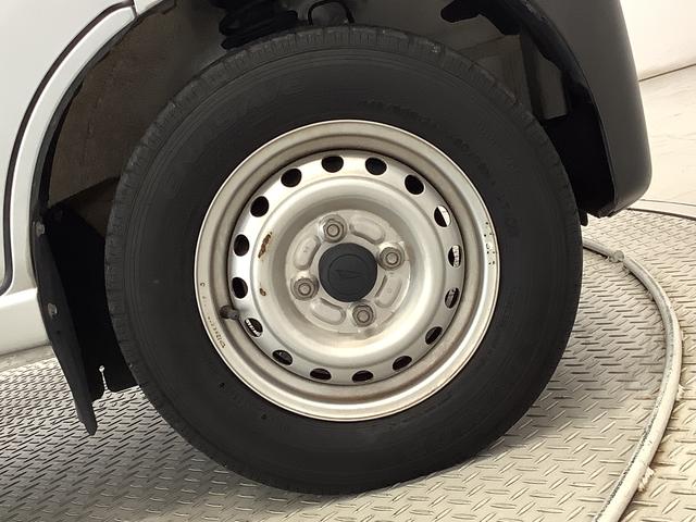 ハイゼットカーゴデラックスSAIII AT ETC コーナーセンサー ラジオ走行無制限1年保証 リアコーナーセンサー AT車 ETC オートマチックハイビーム LEDヘッドライト アイドリングストップ キーレスエントリー 横滑り防止装置 ドアバイザー ラジオ スマートアシスト(兵庫県)の中古車