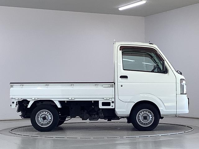 ミニキャブトラックＭ　４ＷＤ　ＡＴ　ワンオーナー　衝突軽減ブレーキ　荷台作業灯走行無制限１年保証　４ＷＤ　ワンオーナー　ＡＴ車　衝突軽減ブレーキ　３方開　荷台作業灯　ゲートプロテクター　荷台マット　ドアバイザー　ヘッドライトレベライザー　フォグランプ　ラジオ　スペアタイヤ（兵庫県）の中古車