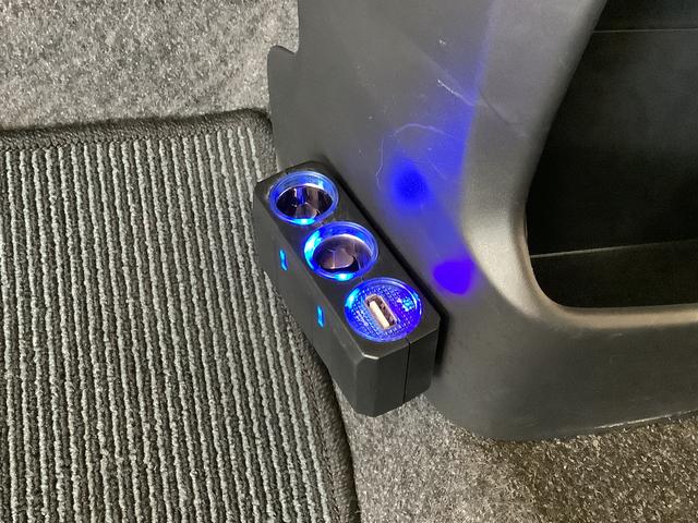 ムーヴカスタム　Ｘ　ＳＡ　ナビ　バックカメラ　ＬＥＤヘッドライト走行無制限１年保証　ナビ　バックカメラ　ワンセグＴＶ　ＵＳＢ接続　ＬＥＤヘッドライト　アイドリングストップ　プッシュスタート　横滑り防止装置　オートライト　オートエアコン　１４インチ純正アルミホイール（兵庫県）の中古車