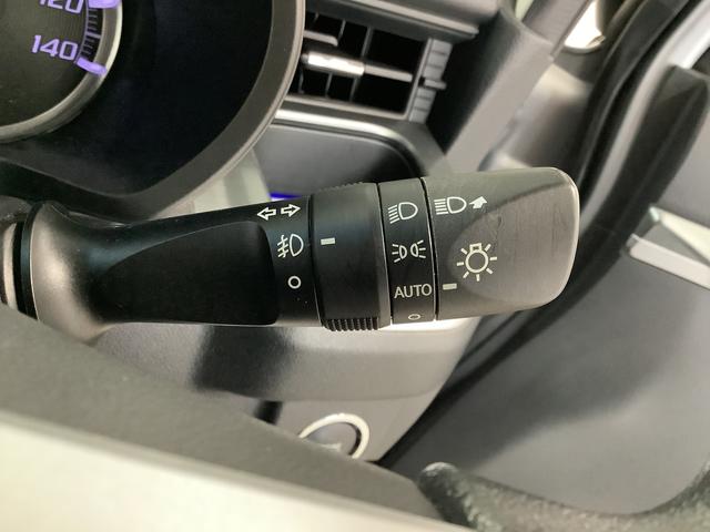 ムーヴカスタム　Ｘ　ＳＡ　ナビＴＶ　バックカメラ　コーナーポール１年保証　ナビＴＶ　ＵＳＢ　バックカメラ　コーナーポール　ＬＥＤヘッドライト　アイドリングストップ　プッシュスタート　横滑り防止装置　オートライト　オートエアコン　１４インチ純正アルミホイール（兵庫県）の中古車