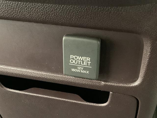 Ｎ−ＷＧＮカスタムＧ・Ｌパッケージ　ナビ　ＥＴＣ　バックカメラ　クルコン１年保証　ナビ　ＥＴＣ　プッシュスタート　バックカメラ　オートクルーズコントロール　ＨＩＤヘッドライト　アイドリングストップ　横滑り防止装置　オートライト　オートエアコン　１４インチアルミホイール（兵庫県）の中古車