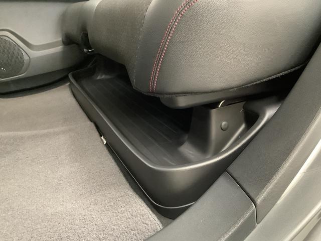 Ｎ−ＷＧＮカスタムＧ・Ｌパッケージ　ナビ　ＥＴＣ　バックカメラ　クルコン１年保証　ナビ　ＥＴＣ　プッシュスタート　バックカメラ　オートクルーズコントロール　ＨＩＤヘッドライト　アイドリングストップ　横滑り防止装置　オートライト　オートエアコン　１４インチアルミホイール（兵庫県）の中古車