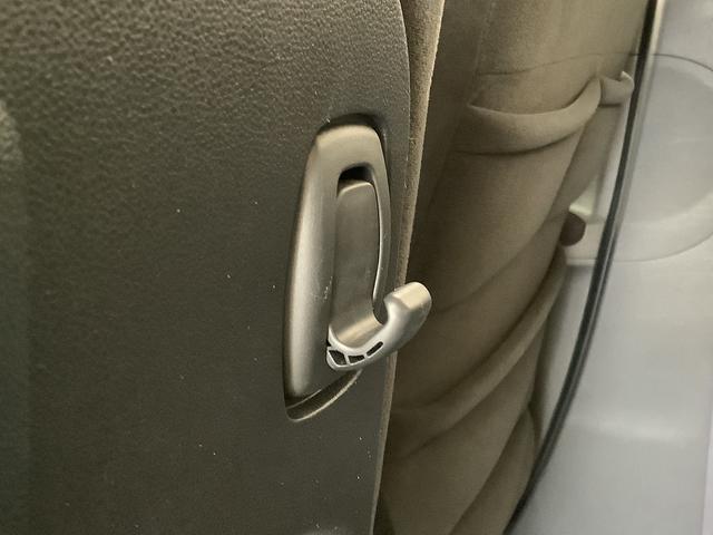 タントカスタムRS SA ターボ 4WD 1オーナー 8インチナビ1年保証 ワンオーナー 8インチナビTV 4WD 両側電動スライドドア DVD USB Bluetooth LEDヘッドライト アイドリングストップ プッシュスタート 15インチ純正アルミホイール(兵庫県)の中古車