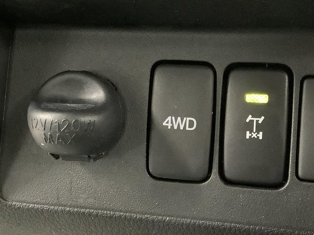 ハイゼットトラックジャンボSAIIIt 4WD 5速MT ワンオーナー ETC走行無制限1年保証 4WD ワンオーナー ETC MT車 バックソナー 3方開 荷台作業灯 ゲートプロテクター 荷台マット LEDヘッドライト キーレスエントリー 横滑り防止装置 トランスファー(兵庫県)の中古車