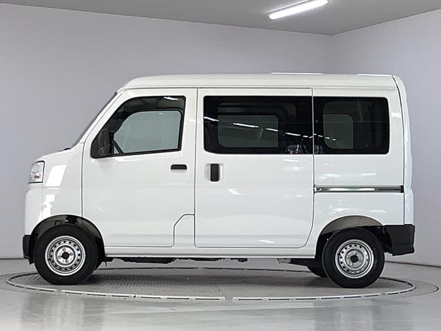 ハイゼットカーゴDX 4WD CVT 前後コーナーセンサー 両側スライドドア走行無制限1年保証 前後コーナーセンサー 4WD CVT車 オートマチックハイビーム アイドリングストップ キーレスエントリー 横滑り防止装置 オートライト ヘッドライトレベライザー ラジオ(兵庫県)の中古車