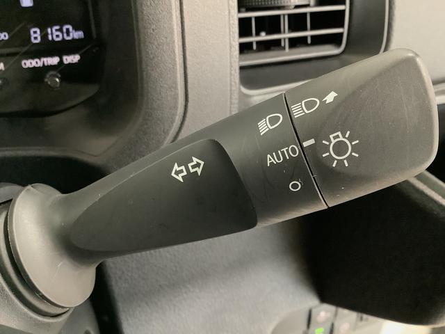 ハイゼットカーゴDX 4WD CVT 前後コーナーセンサー 両側スライドドア走行無制限1年保証 前後コーナーセンサー 4WD CVT車 オートマチックハイビーム アイドリングストップ キーレスエントリー 横滑り防止装置 オートライト ヘッドライトレベライザー ラジオ(兵庫県)の中古車