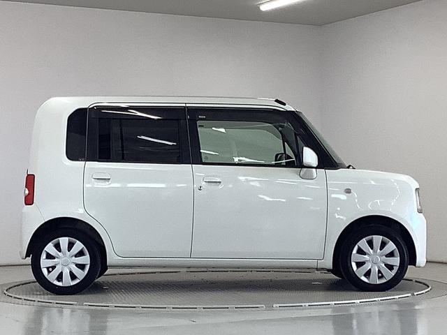 ムーヴコンテXスペシャル CDオーディオ キーレスエントリー 電格ミラー走行無制限1年保証 キーレスエントリー CDオーディオ ドアバイザー ヘッドライトレベライザー 電動格納ミラー アクセサリーソケット ベンチシート コラムシフト テンパータイヤ シートアンダートレイ(兵庫県)の中古車