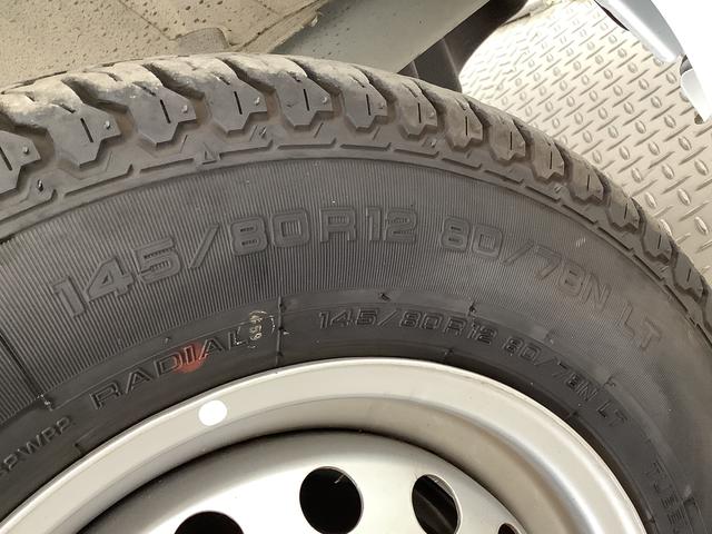 ハイゼットトラックスタンダード CVT 前後コーナーセンサー 横滑り防止装置走行無制限1年保証 前後コーナーセンサー CVT車 3方開 オートマチックハイビーム アイドリングストップ 横滑り防止装置 オートライト ヘッドライトレベライザー アクセサリーソケット ラジオ(兵庫県)の中古車
