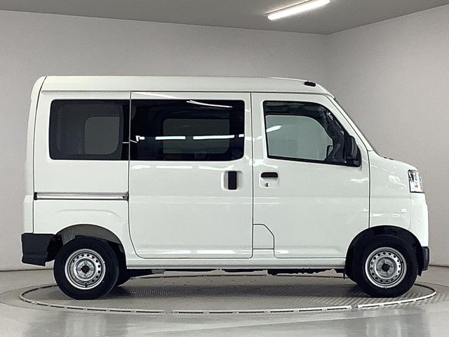 ハイゼットカーゴＤＸ　ＣＶＴ　コーナーセンサー　キーレスエントリー　ラジオ走行無制限１年保証　前後コーナーセンサー　ＣＶＴ車　オートマチックハイビーム　キーレスエントリー　アイドリングストップ　横滑り防止装置　オートライト　ヘッドライトレベライザー　パワーウィンドウ　ラジオ（兵庫県）の中古車