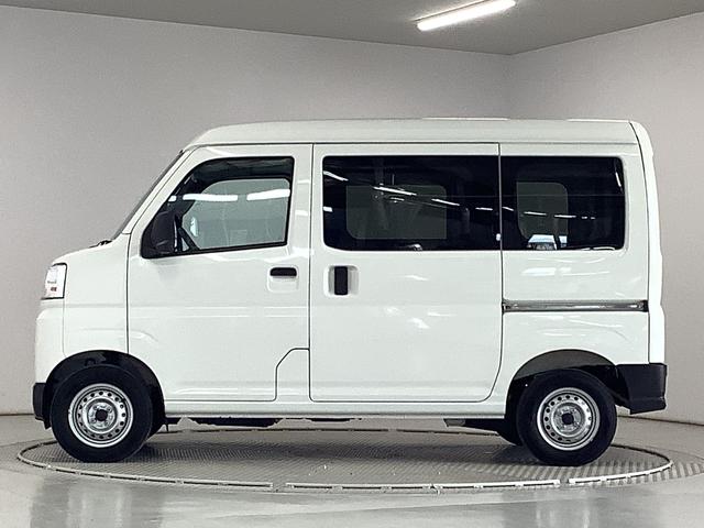 ハイゼットカーゴＤＸ　ＣＶＴ　コーナーセンサー　キーレスエントリー　ラジオ走行無制限１年保証　前後コーナーセンサー　ＣＶＴ車　オートマチックハイビーム　キーレスエントリー　アイドリングストップ　横滑り防止装置　オートライト　ヘッドライトレベライザー　パワーウィンドウ　ラジオ（兵庫県）の中古車