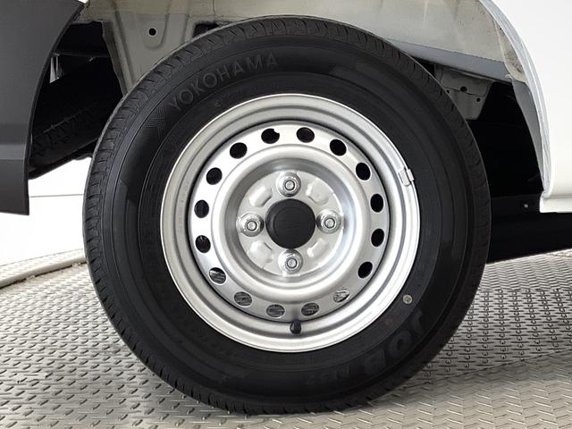 ハイゼットカーゴＤＸ　ＣＶＴ　コーナーセンサー　キーレスエントリー　ラジオ走行無制限１年保証　前後コーナーセンサー　ＣＶＴ車　オートマチックハイビーム　キーレスエントリー　アイドリングストップ　横滑り防止装置　オートライト　ヘッドライトレベライザー　パワーウィンドウ　ラジオ（兵庫県）の中古車