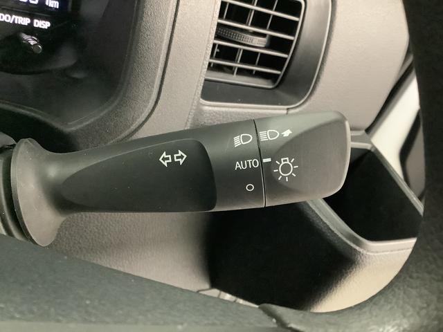 ハイゼットカーゴＤＸ　４ＷＤ　ＣＶＴ　ワンオーナー　前後コーナーセンサー走行無制限１年保証　４ＷＤ　ワンオーナー　ＣＶＴ車　前後コーナーセンサー　オートマチックハイビーム　アイドリングストップ　キーレスエントリー　横滑り防止装置　オートライト　ラジオ　両側スライドドア（兵庫県）の中古車