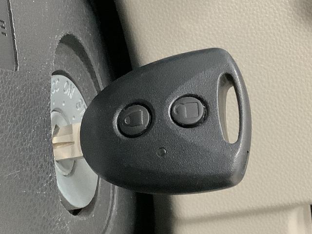 ムーヴL CDオーディオ ドラレコ アイドリングストップ キーレス走行無制限1年保証 アイドリングストップ CDオーディオ ドラレコ キーレスエントリー 横滑り防止装置 ヘッドライトレベライザー 電動格納ドアミラー アクセサリーソケット ベンチシート インパネシフト(兵庫県)の中古車