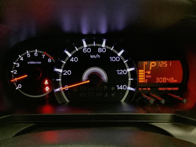 ムーヴL CDオーディオ ドラレコ アイドリングストップ キーレス走行無制限1年保証 アイドリングストップ CDオーディオ ドラレコ キーレスエントリー 横滑り防止装置 ヘッドライトレベライザー 電動格納ドアミラー アクセサリーソケット ベンチシート インパネシフト(兵庫県)の中古車