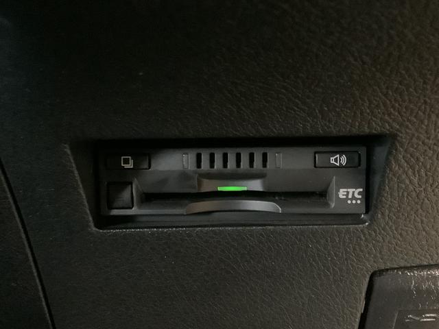 カローラフィールダー1.5G ダブルバイビー 4WD ナビ ETC バックカメラ1年保証 4WD ナビTV バックカメラ ETC ルーフキャリア Bluetooth オートハイビーム LEDヘッドライト 横滑り防止装置 オートエアコン 15インチアルミホイール(兵庫県)の中古車